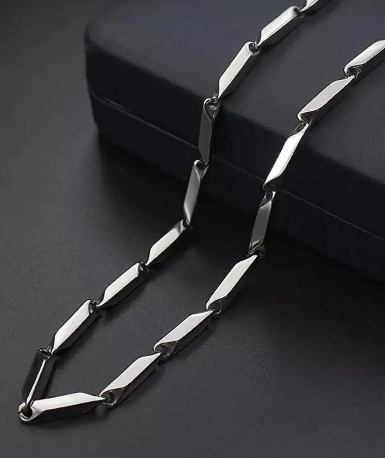 stainless steel geometric link chain necklace