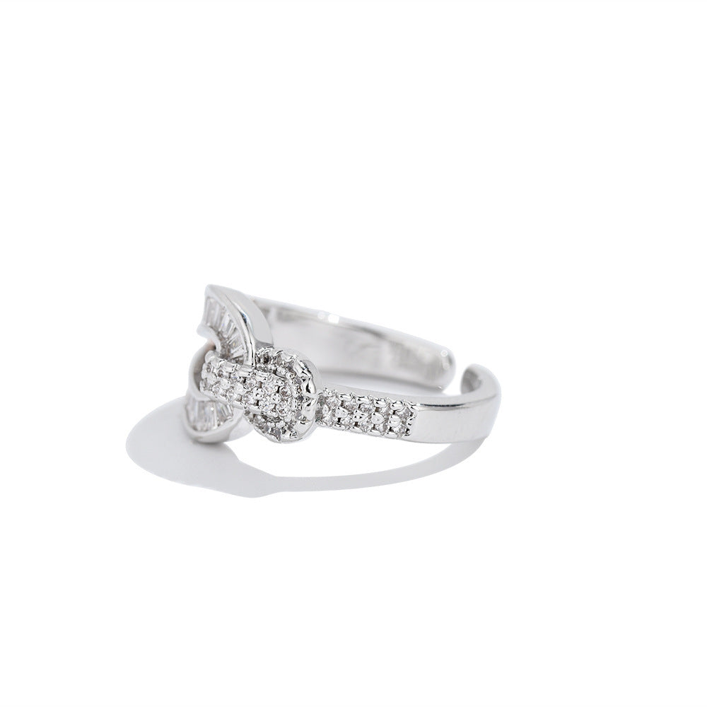 Radiant Loop Pavé Ring