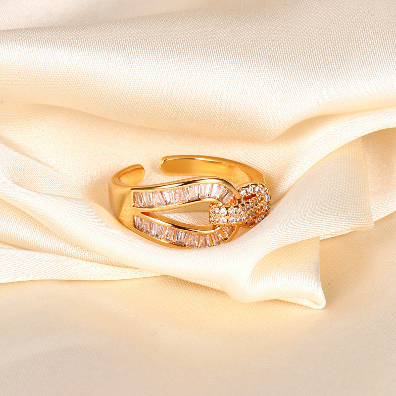 Radiant Loop Pavé Ring