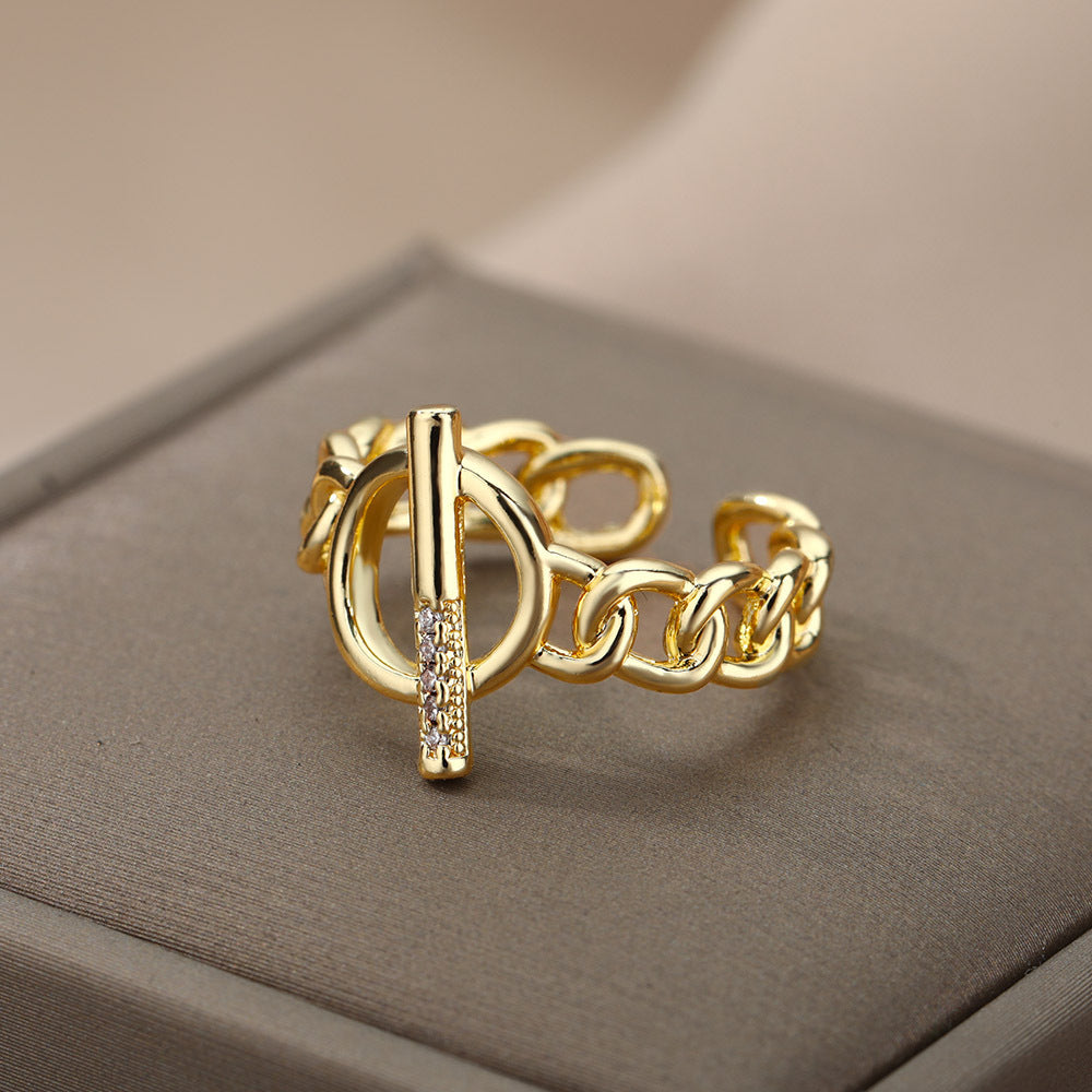 Golden Link Grace Ring